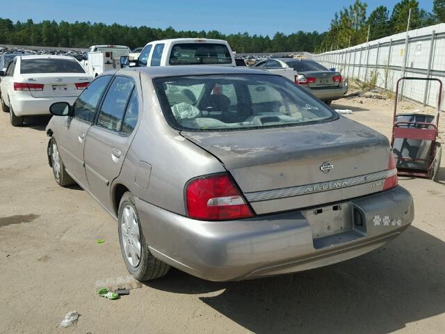 1N4DL01D2YC194668 - 2000 NISSAN ALTIMA GOLD photo 3