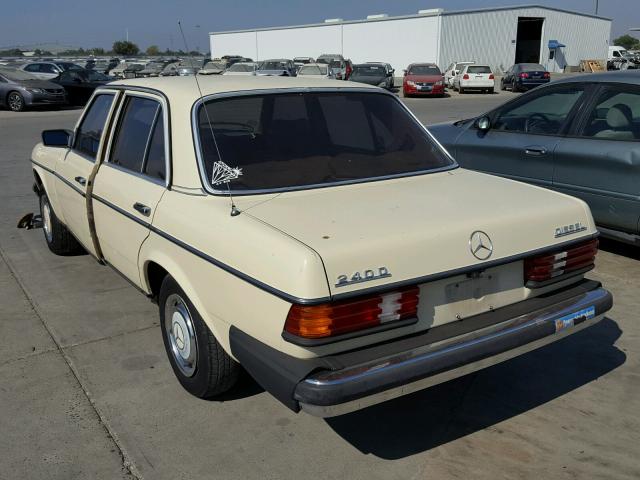 WDBAB23A4BB237689 - 1981 MERCEDES-BENZ 240 D YELLOW photo 3