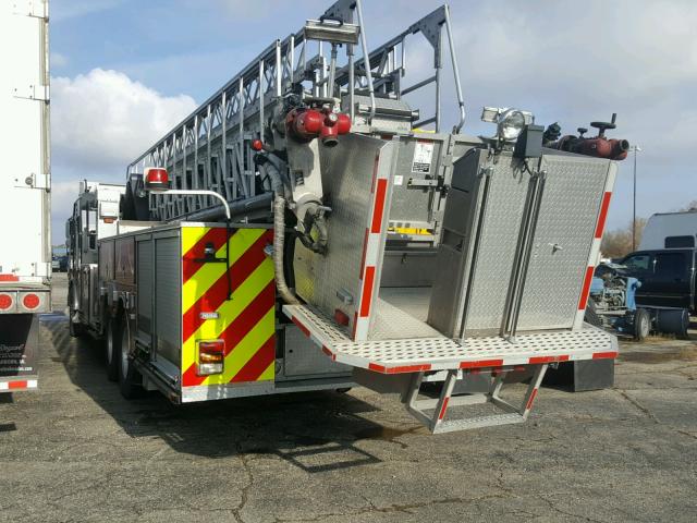 1S9A3JLE6Y1003071 - 2000 SUTPHEN CORP. FIRETRUCK RED photo 3