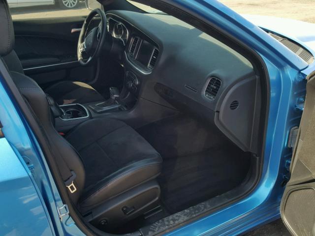 2C3CDXCT8FH857319 - 2015 DODGE CHARGER R/ BLUE photo 5