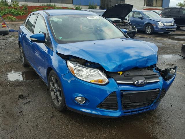 1FADP3F27EL429333 - 2014 FORD FOCUS BLUE photo 1