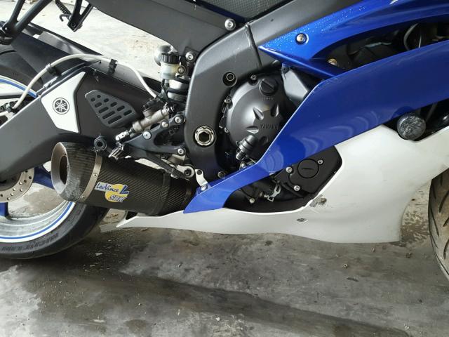 JYARJ16E7AA019438 - 2010 YAMAHA YZFR6 BLUE photo 7