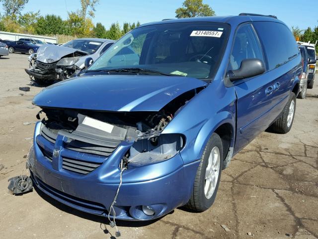 2D4GP44L17R198130 - 2007 DODGE GRAND CARA BLUE photo 2