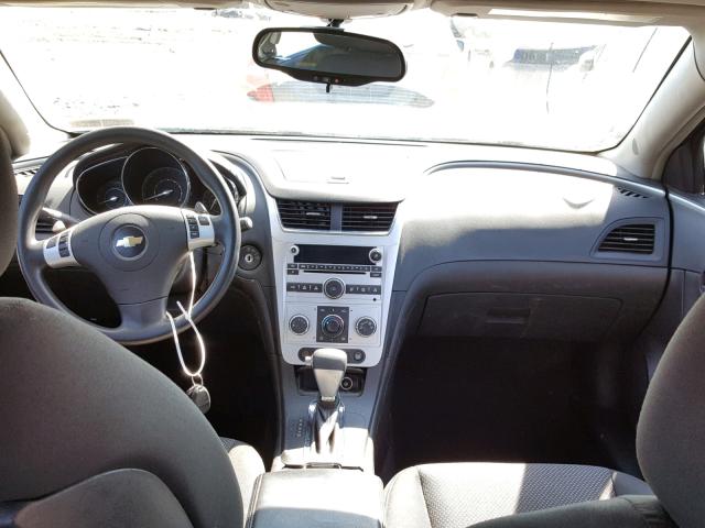 1G1ZH57B09F247770 - 2009 CHEVROLET MALIBU 1LT GRAY photo 9