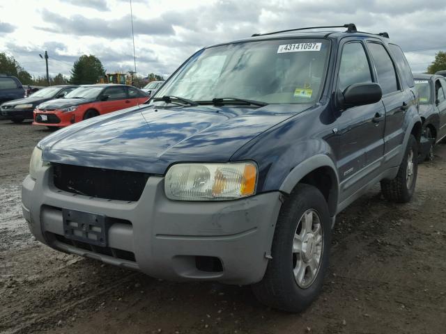 1FMYU04132KA15041 - 2002 FORD ESCAPE BLUE photo 2