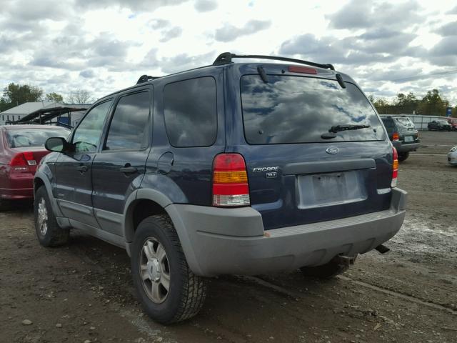 1FMYU04132KA15041 - 2002 FORD ESCAPE BLUE photo 3