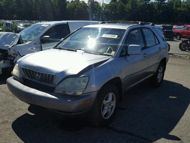 JTJHF10U810179719 - 2001 LEXUS RX 300 GRAY photo 2