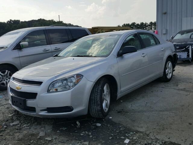 1G1ZB5E13BF220354 - 2011 CHEVROLET MALIBU LS 银色 照片 2