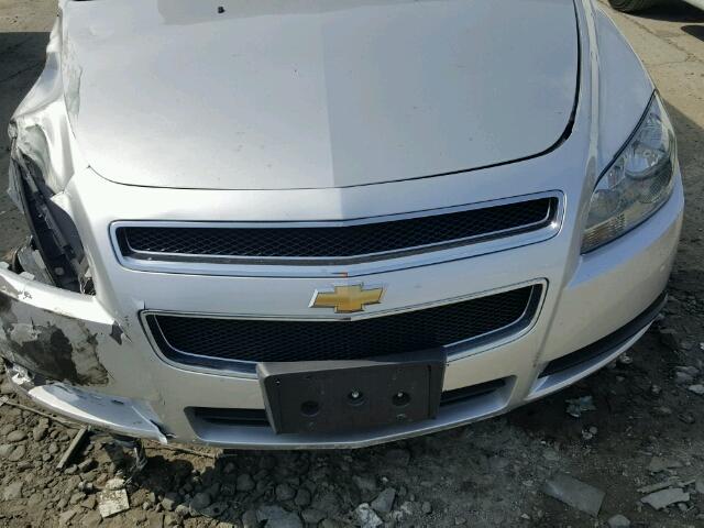 1G1ZB5E13BF220354 - 2011 CHEVROLET MALIBU LS 银色 照片 7