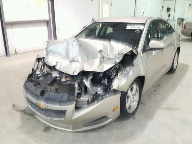 1G1PC5SB3D7240487 - 2013 CHEVROLET CRUZE SILVER photo 2