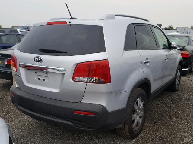 5XYKT4A14BG167344 - 2011 KIA SORENTO BA SILVER photo 4