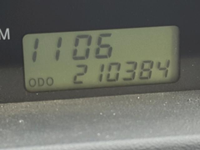 JTLKT334750213667 - 2005 TOYOTA SCION XB Grau Foto 8