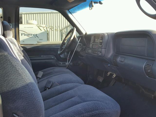 2GCEK19R3W1226876 - 1998 CHEVROLET GMT-400 BLUE photo 5