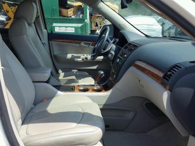 5GZER23728J219708 - 2008 SATURN OUTLOOK XR თეთრი ფოტო 5