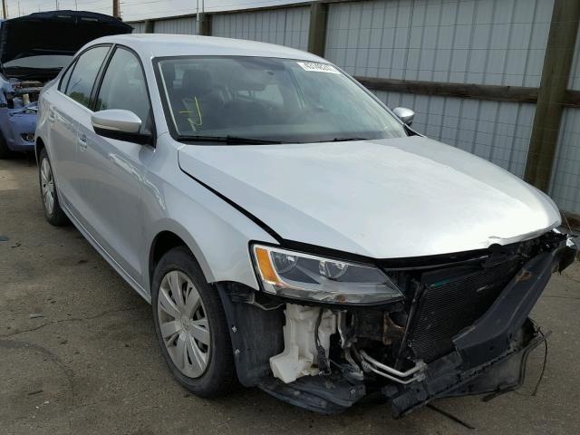 3VWDP7AJ9DM204079 - 2013 VOLKSWAGEN JETTA SILVER photo 1