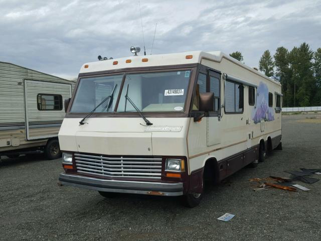 1GBKP37W8H3332489 - 1987 CHEVROLET MOTORHOME TAN photo 2