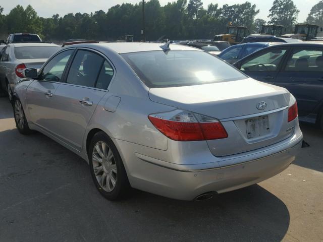 KMHGC46E19U043800 - 2009 HYUNDAI GENESIS 3. SILVER photo 3