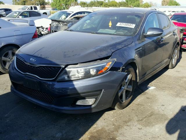 KNAGM4A73F5558388 - 2015 KIA OPTIMA LX BLUE photo 2