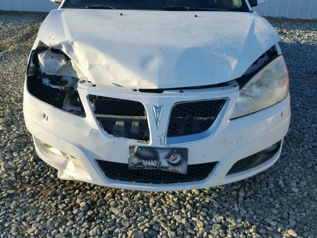 1G2ZK57K194235426 - 2009 PONTIAC G6 WHITE photo 9