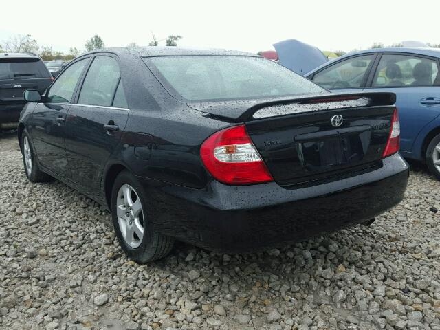 JTDBF30K120046014 - 2002 TOYOTA CAMRY LE BLACK photo 3