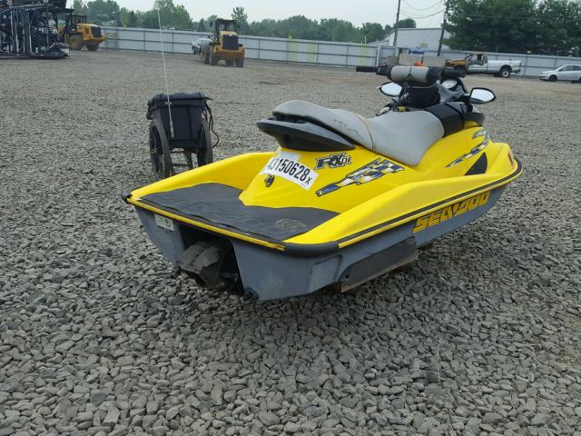 ZZN56156L102 - 2002 BOMBARDIER BOAT YELLOW photo 4