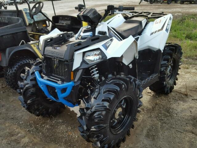 4XASVA858HA647713 - 2017 POLARIS SCRAMBLER WHITE photo 2