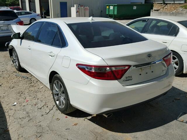 4T1BK1FK9GU576265 - 2016 TOYOTA CAMRY XSE WHITE photo 3