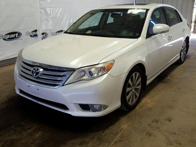 4T1BK3DB5BU371601 - 2011 TOYOTA AVALON BAS WHITE photo 2