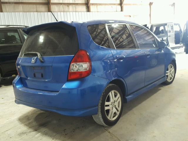 JHMGD38688S013607 - 2008 HONDA FIT SPORT BLUE photo 4