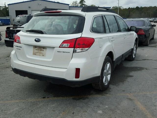 4S4BRCAC2E3308720 - 2014 SUBARU OUTBACK 2. WHITE photo 4