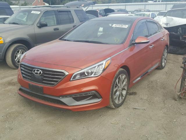 5NPE34AB9FH111839 - 2015 HYUNDAI SONATA SPO ORANGE photo 2