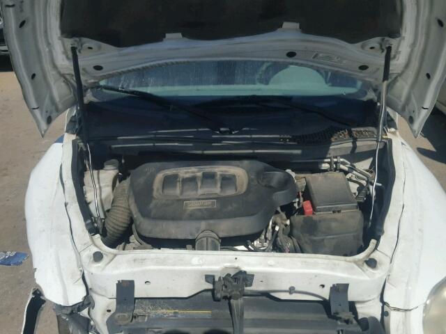 3GNDA13D37S623707 - 2007 CHEVROLET HHR LS WHITE photo 7