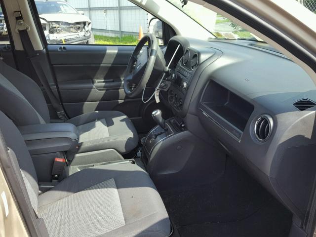 1J4FT47A49D124652 - 2009 JEEP COMPASS SP GOLD photo 5