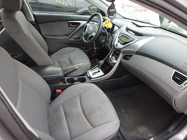 KMHDH4AE1BU160536 - 2011 HYUNDAI ELANTRA GL SILVER photo 5