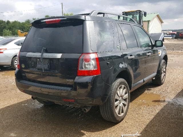 SALFT24N68H090635 - 2008 LAND ROVER LR2 HSE TE BLACK photo 4