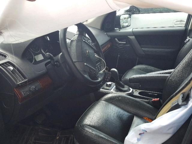 SALFT24N68H090635 - 2008 LAND ROVER LR2 HSE TE BLACK photo 5