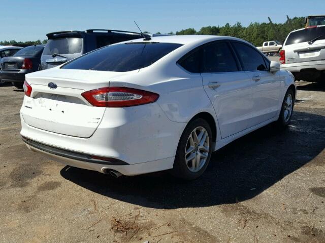 3FA6P0HR6DR262612 - 2013 FORD FUSION SE WHITE photo 4