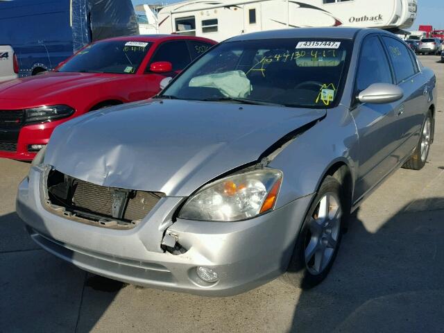 1N4BL11D02C164413 - 2002 NISSAN ALTIMA SE SILVER photo 2