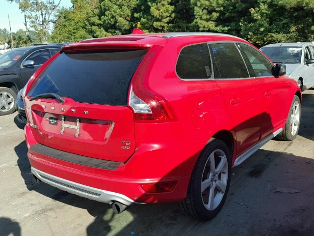 YV4902DZ9C2243890 - 2012 VOLVO XC60 T6 RED photo 4