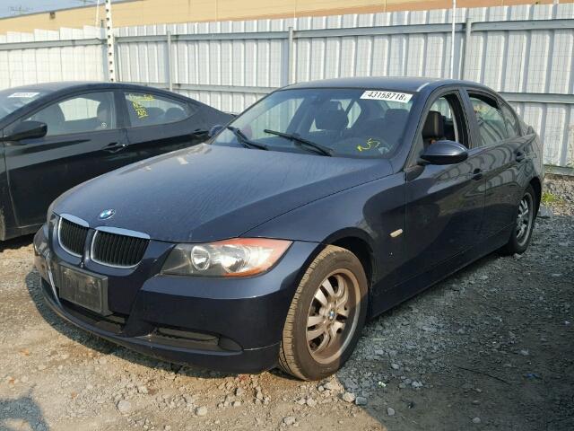 WBAVB53556KW28764 - 2006 BMW 323 I BLUE photo 2