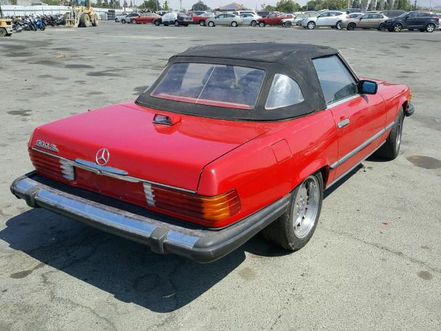 WDBBA48D0HA062779 - 1987 MERCEDES-BENZ 560 SL RED photo 4