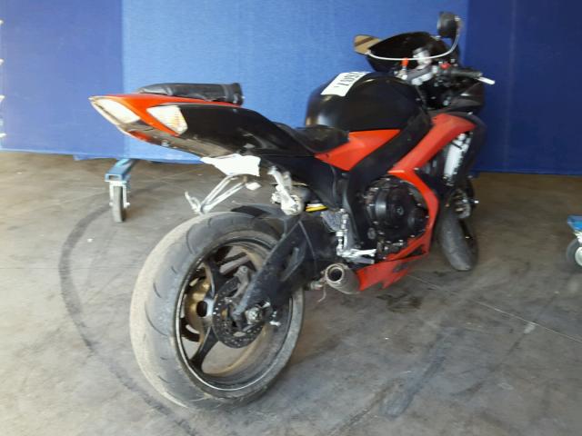 JS1GR7KA172107800 - 2007 SUZUKI GSX-R750 RED photo 4