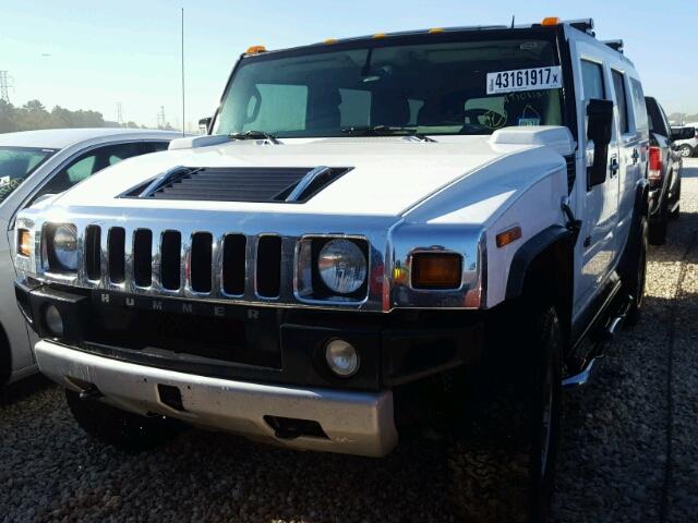 5GRGN23818H109141 - 2008 HUMMER H2 WHITE photo 2