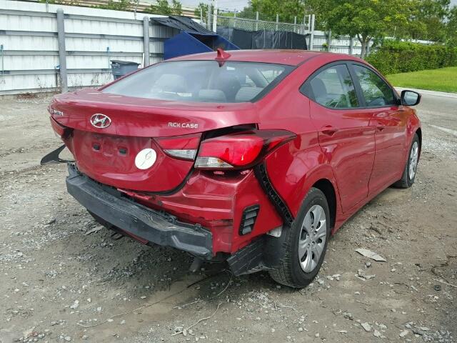 KMHDH4AEXGU512469 - 2016 HYUNDAI ELANTRA SE RED photo 4