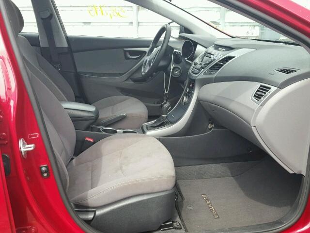 KMHDH4AEXGU512469 - 2016 HYUNDAI ELANTRA SE RED photo 5