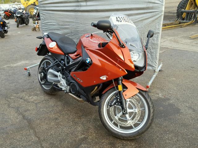 WB10B1305DZF87213 - 2013 BMW F800 ORANGE photo 1