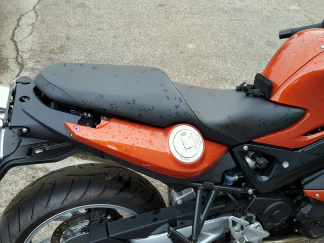 WB10B1305DZF87213 - 2013 BMW F800 ORANGE photo 6