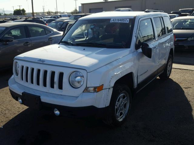 1C4NJPBA3ED881830 - 2014 JEEP PATRIOT WHITE photo 2