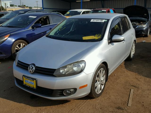 WVWDM7AJ3BW151081 - 2011 VOLKSWAGEN GOLF SILVER photo 2