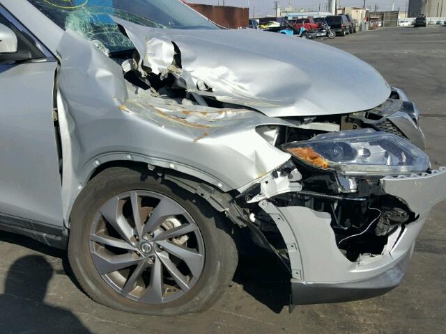 5N1AT2MT3GC799692 - 2016 NISSAN ROGUE S SILVER photo 9